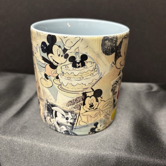2003 Mickey Mouse Newspaper Collage Large Coffee‎ Cup Mug Disney World  4.75x5.8 - Picture 2 of 6